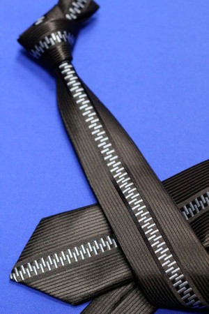 Узкий галстук, цвет: черный с голубой змейкой арт. 8002s43