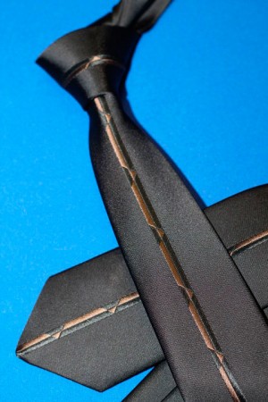 Галстук цвет: черный с коричневой полосой по середине, арт. 1245s37